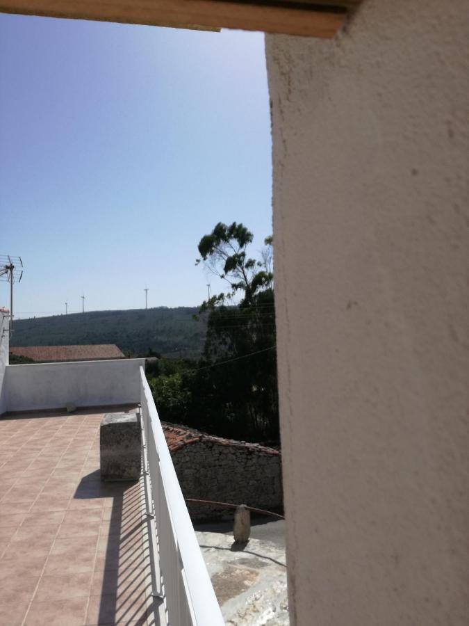 Villa Casa Da Figueirinha Casais dos Monizes Exterior foto